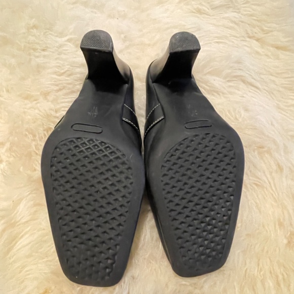 Slip on Leather Shoes - Picture 2 of 7